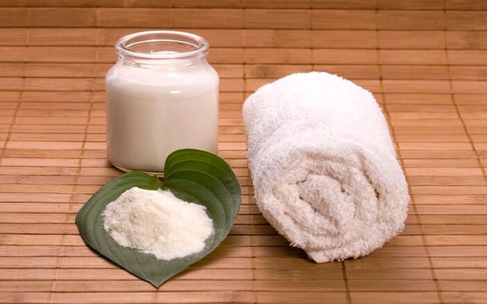Baking soda and a towel for a compress for penis enlargement